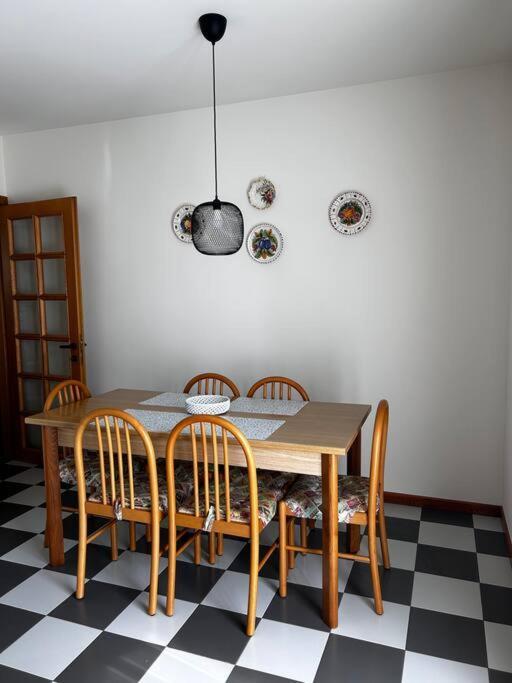 Near Town Centre And Lake - Le Colombe Bardolino Exterior foto